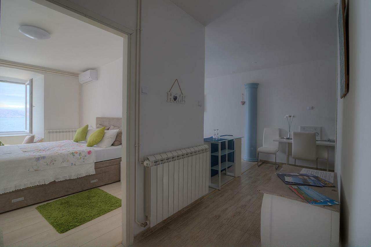 Apartments & Rooms Josephine Senj  Dış mekan fotoğraf
