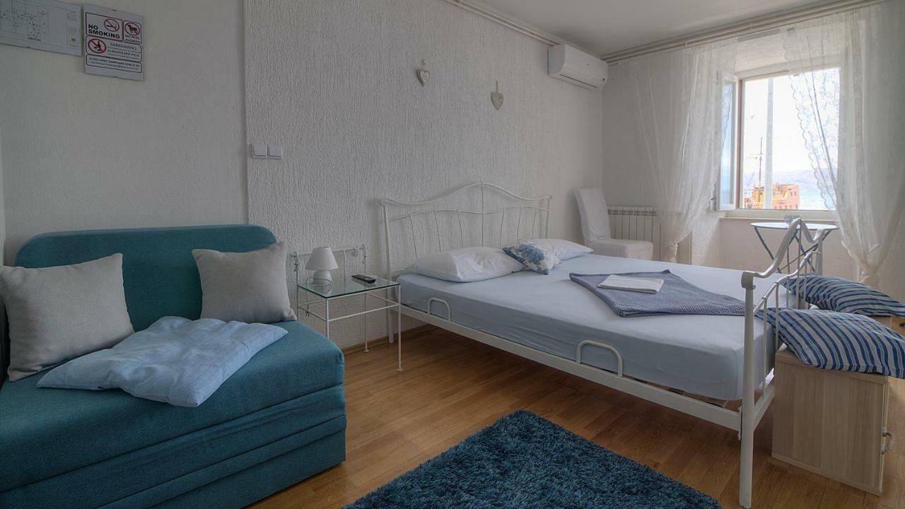 Apartments & Rooms Josephine Senj  Dış mekan fotoğraf