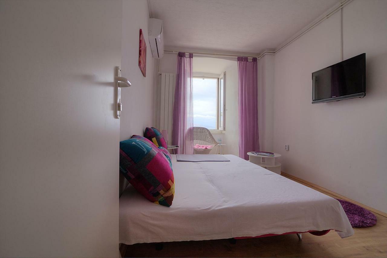 Apartments & Rooms Josephine Senj  Dış mekan fotoğraf